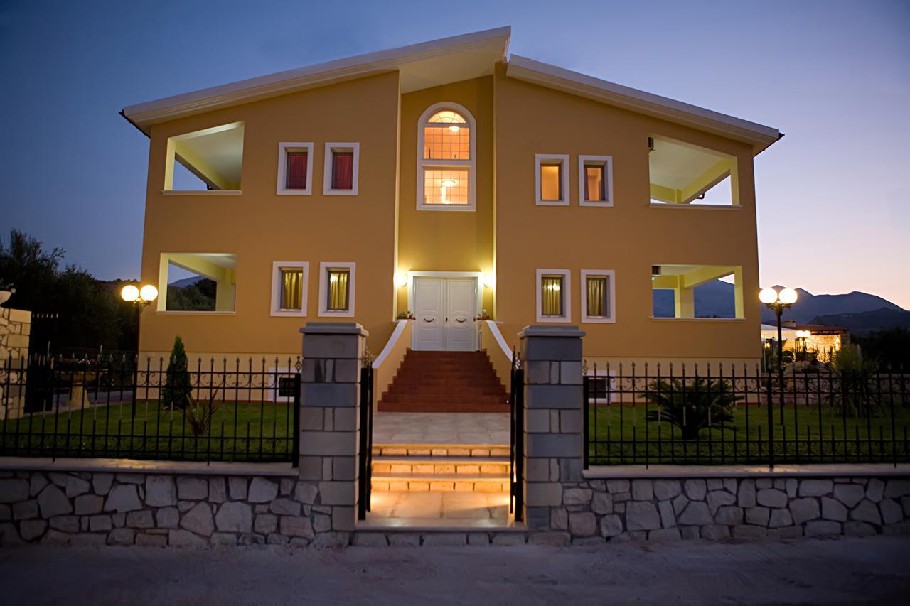 Villa Clio Arménoi Pokoj fotografie