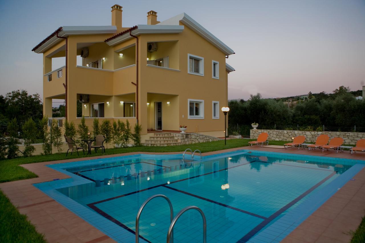 Villa Clio Arménoi Pokoj fotografie