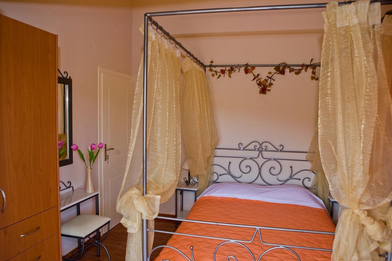 Villa Clio Arménoi Pokoj fotografie